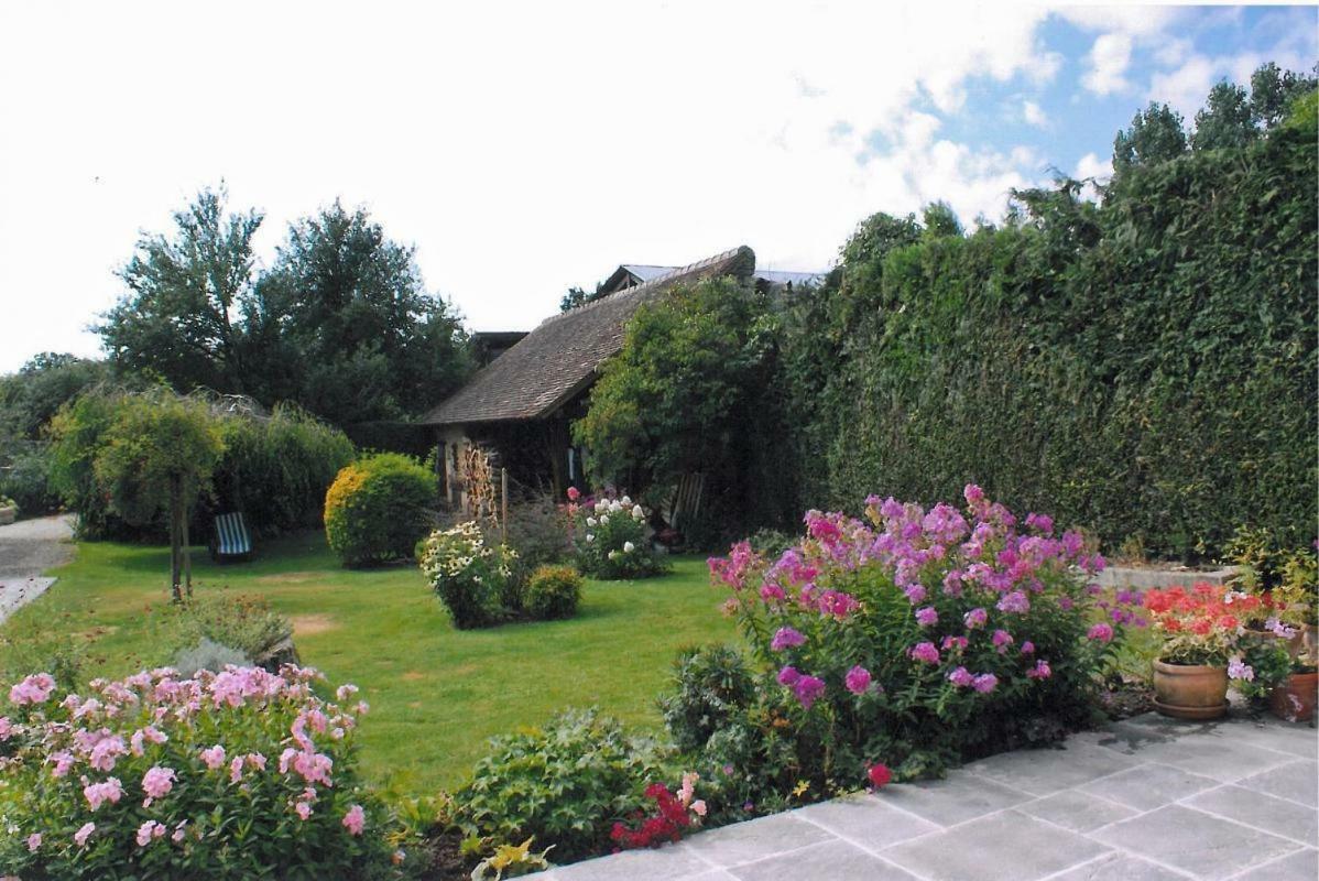 Chambre D'Hote Courtoux Saint-Denis-sur-Sarthon المظهر الخارجي الصورة